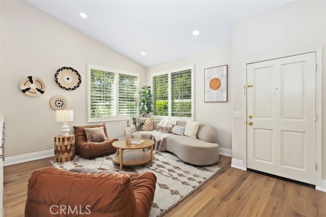 Detail Gallery Image 8 of 41 For 37 Marsala, Irvine,  CA 92606 - 2 Beds | 2 Baths