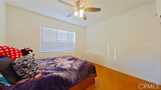 711 W Wilson, Glendale CA: https://media.crmls.org/medias/969c9be1-ca73-42cc-be70-df31fb25e53d.jpg