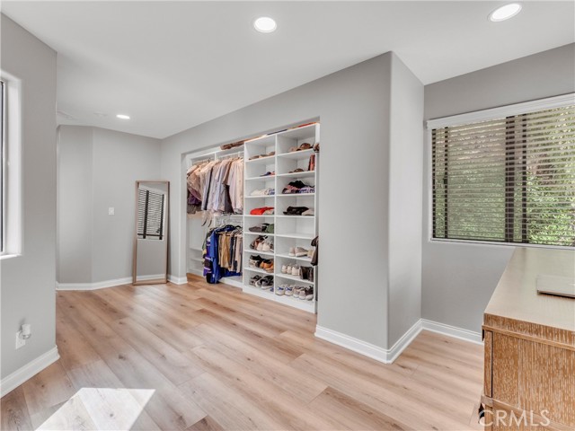 Detail Gallery Image 30 of 54 For 29729 Strawberry Hill Dr, Agoura Hills,  CA 91301 - 3 Beds | 3 Baths