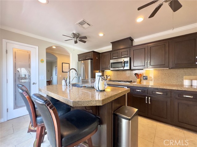 Detail Gallery Image 12 of 56 For 218 Princeton Ave, Claremont,  CA 91711 - 4 Beds | 4/1 Baths