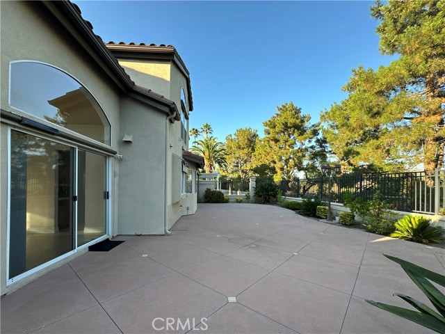 26582 Via Mondelo, Mission Viejo CA: https://media.crmls.org/medias/969e03ba-90d9-44a5-82e8-c9564d7bc5d1.jpg