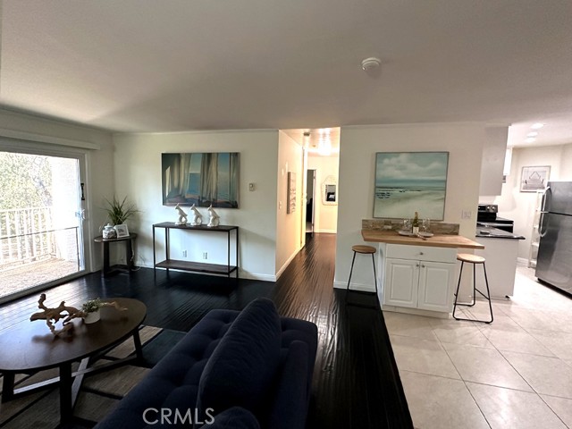 Detail Gallery Image 13 of 34 For 1108 Camino Real #409,  Redondo Beach,  CA 90277 - 2 Beds | 2 Baths