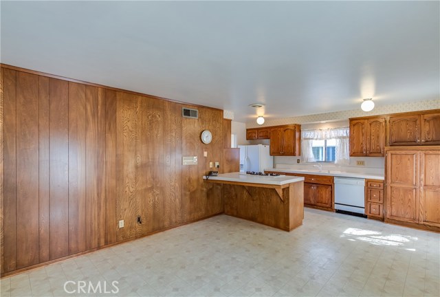 27420 Larchbluff Drive, Rancho Palos Verdes, California 90275, 4 Bedrooms Bedrooms, ,3 BathroomsBathrooms,Residential,Sold,Larchbluff,PV17047067