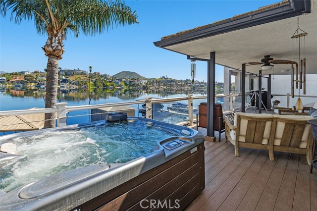 Detail Gallery Image 29 of 51 For 22386 Whirlaway, Canyon Lake,  CA 92587 - 3 Beds | 3 Baths