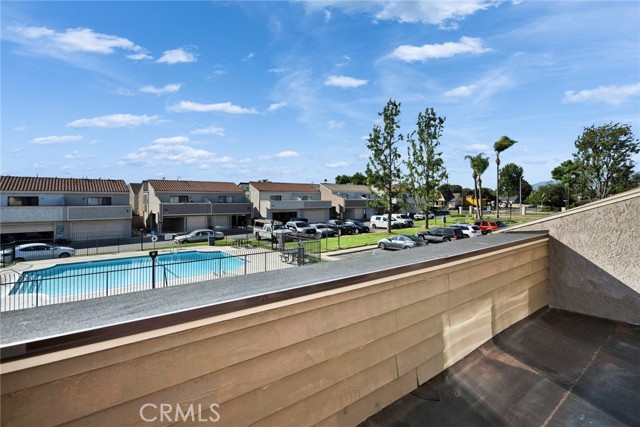 12951 Royal Palm Cir, Chino CA: https://media.crmls.org/medias/969ece28-9d3b-42c4-96d3-1f51e9f6eff9.jpg