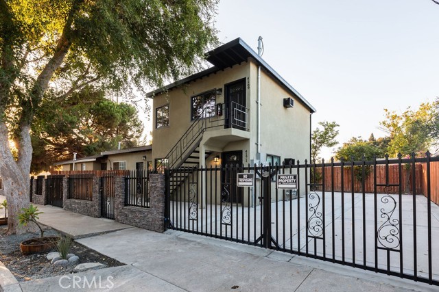 4401 La Clede Ave, Los Angeles, CA 90039