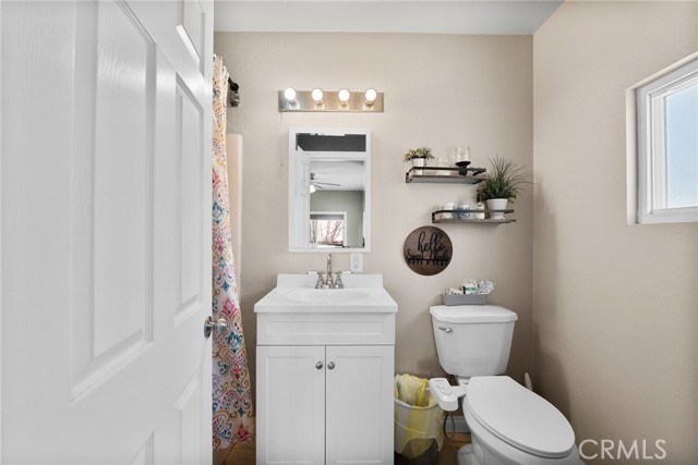 Detail Gallery Image 22 of 44 For 903 Webster, Redlands,  CA 92374 - 4 Beds | 2/1 Baths