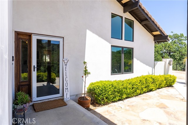 Detail Gallery Image 5 of 58 For 9900 Carmelita Ave, Atascadero,  CA 93422 - 3 Beds | 2/1 Baths