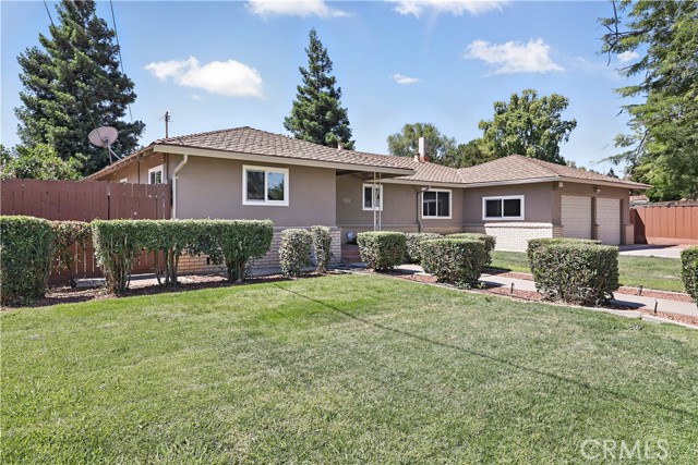 Detail Gallery Image 1 of 38 For 320 Bowen Ave, Modesto,  CA 95350 - 3 Beds | 2 Baths