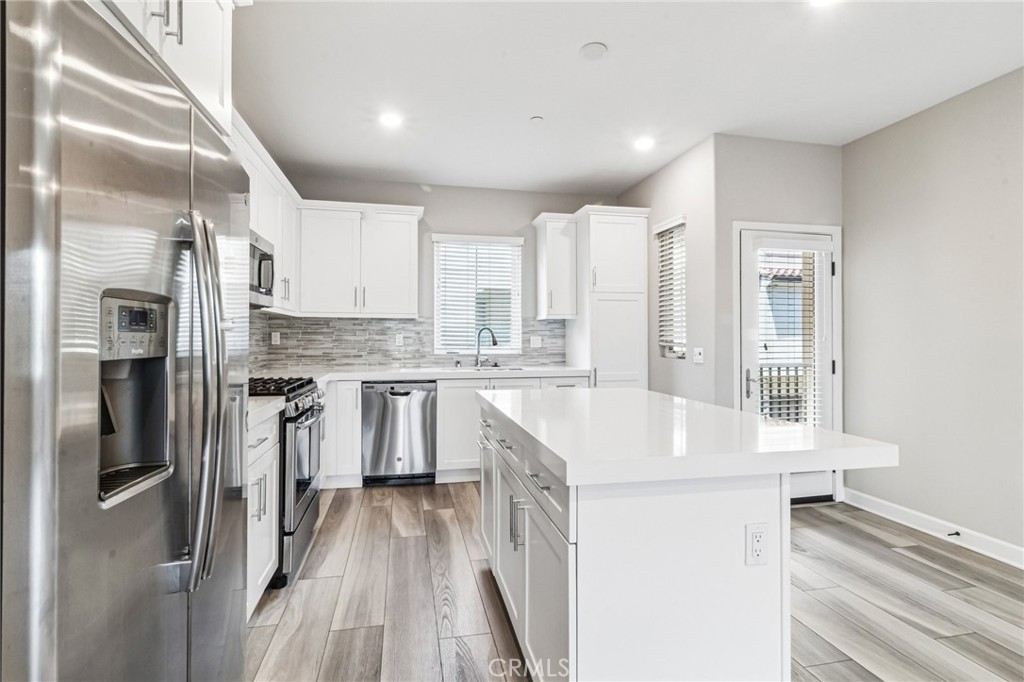 11011 Logan Way - photo 16