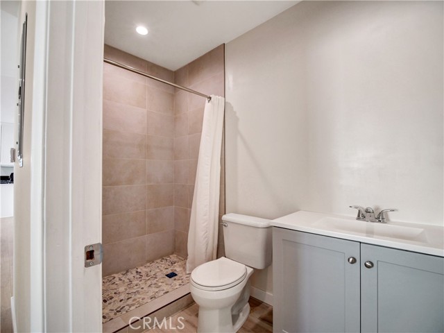 Detail Gallery Image 9 of 19 For 13135 Burton St, North Hollywood,  CA 91605 - 3 Beds | 2 Baths