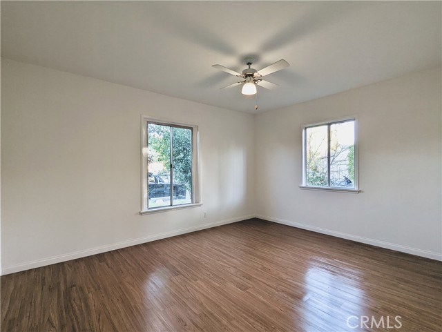 Detail Gallery Image 13 of 16 For 15239 Lorne St, Panorama City,  CA 91402 - – Beds | – Baths