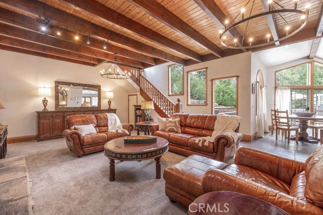 42385 Fox Farm Road, Big Bear Lake CA: https://media.crmls.org/medias/96a3222c-a0fe-45b9-912a-5f671a5b0207.jpg
