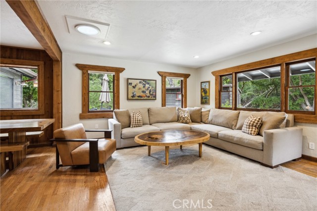 Detail Gallery Image 14 of 64 For 2965 Prefumo Canyon Rd, San Luis Obispo,  CA 93405 - 4 Beds | 3 Baths