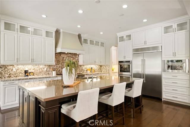 Image 21 of 75 For 2282 Rosecrans Court