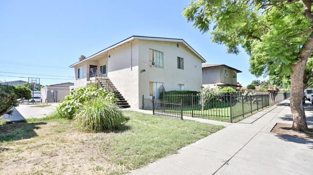 1714 Evergreen Street, Santa Ana CA: https://media.crmls.org/medias/96a42665-a531-41be-9df5-43a5df1c8c2c.jpg