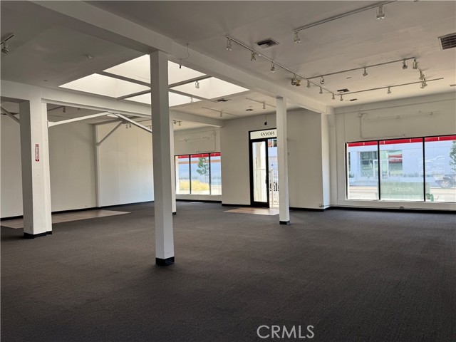  Commercial for Sale in Los Angeles, California