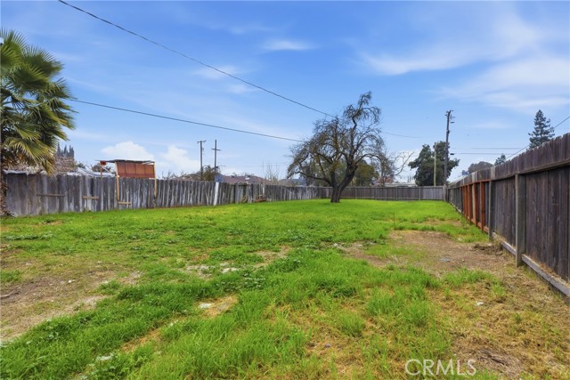 Detail Gallery Image 15 of 21 For 1726 E 23rd, Merced,  CA 95340 - 2 Beds | 1 Baths