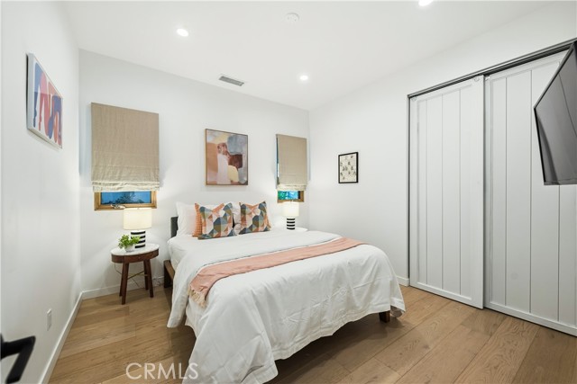 976 Ranch House, Westlake Village CA: https://media.crmls.org/medias/96a4c198-4845-4f23-ac0a-702a27c26761.jpg