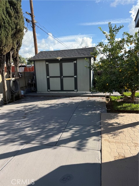 Detail Gallery Image 8 of 10 For 451 N Oakdale, Rialto,  CA 92376 - 3 Beds | 1 Baths