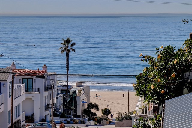 301 2nd Street, Manhattan Beach, California 90266, 3 Bedrooms Bedrooms, ,3 BathroomsBathrooms,Residential,Sold,2nd,SB22006124