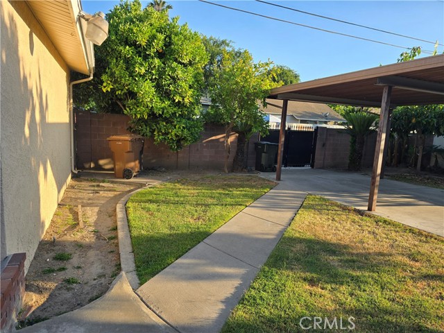 706 W Orangethorpe Avenue, Fullerton CA: https://media.crmls.org/medias/96a60fb7-06ce-4d02-8a59-ae85e824ade5.jpg