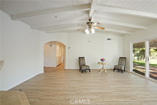 Detail Gallery Image 6 of 51 For 9122 Gainford St, Downey,  CA 90240 - 5 Beds | 4 Baths