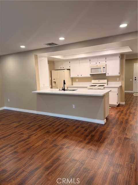 Image 7 of 23 For 26097 Allentown