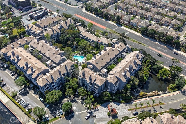 Detail Gallery Image 52 of 57 For 20301 Bluffside Circle #315,  Huntington Beach,  CA 92646 - 1 Beds | 1 Baths