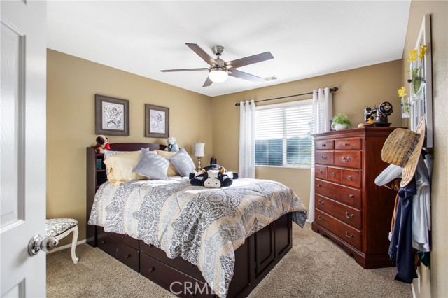 6347 Lyndsey Street, Eastvale CA: https://media.crmls.org/medias/96a746ea-9104-477c-80a8-57e4e8a9019b.jpg