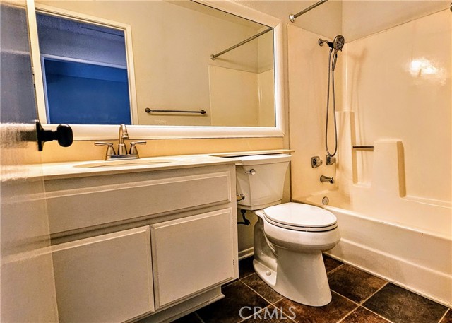 Detail Gallery Image 17 of 24 For 1031 Palmetto Bldg O Ave #4,  Ontario,  CA 91762 - 2 Beds | 2/1 Baths