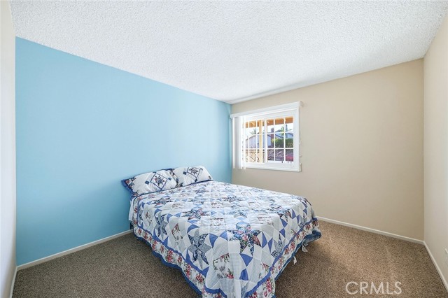 Detail Gallery Image 11 of 21 For 16362 Whittier Ln, Huntington Beach,  CA 92647 - 3 Beds | 2 Baths