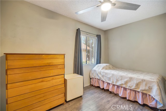 Detail Gallery Image 11 of 18 For 2651 Pirtle St, Los Angeles,  CA 90039 - 3 Beds | 1/1 Baths