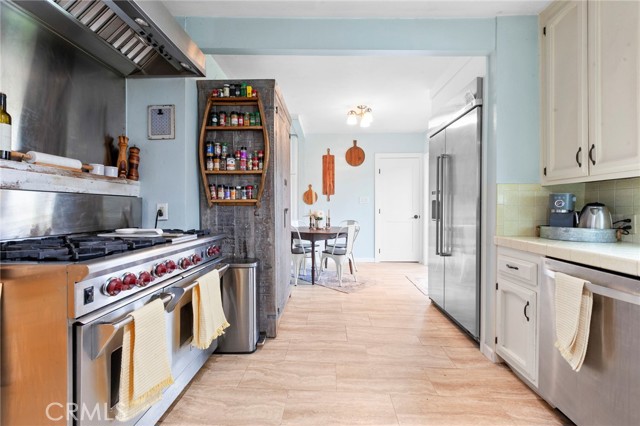 Detail Gallery Image 9 of 49 For 17480 Pine, Atascadero,  CA 93422 - 3 Beds | 2 Baths