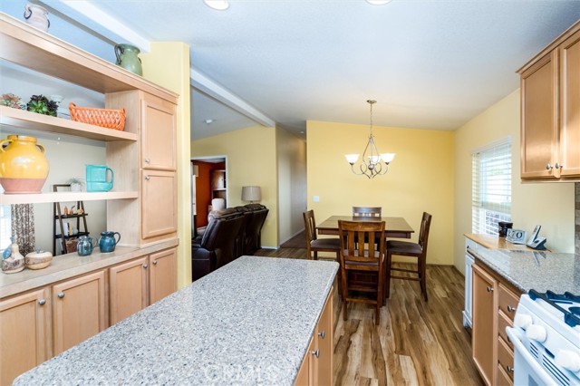 Detail Gallery Image 11 of 56 For 38079 Calle De Amor, Murrieta,  CA 92563 - 3 Beds | 2 Baths