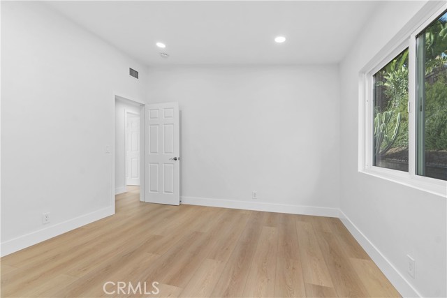 Detail Gallery Image 23 of 39 For 1219 N Raymond Ave, Fullerton,  CA 92831 - 4 Beds | 2/1 Baths