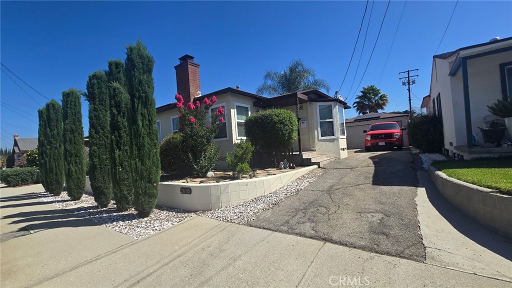 2685 Arrow Hwy