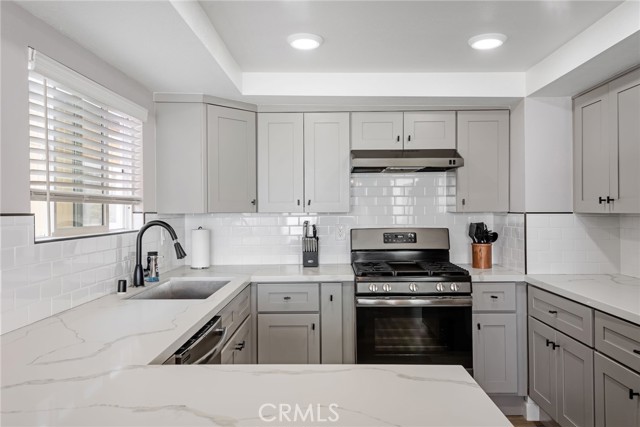 2208 The Strand, Manhattan Beach CA: https://media.crmls.org/medias/96ac138d-fc57-4ab5-b967-4ac7154304e3.jpg