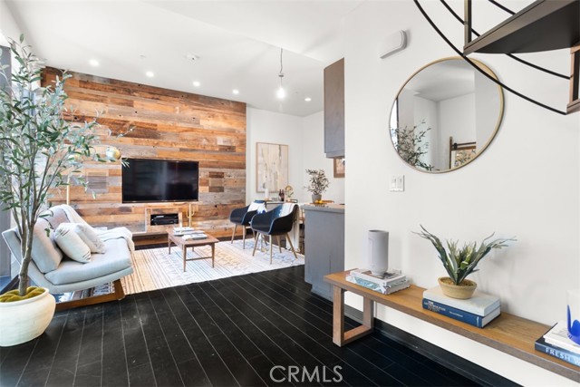Detail Gallery Image 17 of 32 For 655 S Hope St #1508,  Los Angeles,  CA 90017 - 1 Beds | 1 Baths