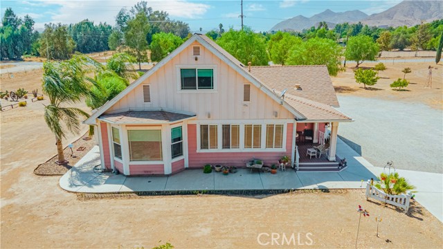 Detail Gallery Image 6 of 61 For 28200 Patterson Ave, Winchester,  CA 92596 - 3 Beds | 2 Baths