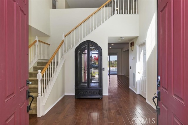 Detail Gallery Image 8 of 49 For 32856 Northshire Cir, Temecula,  CA 92592 - 4 Beds | 4 Baths