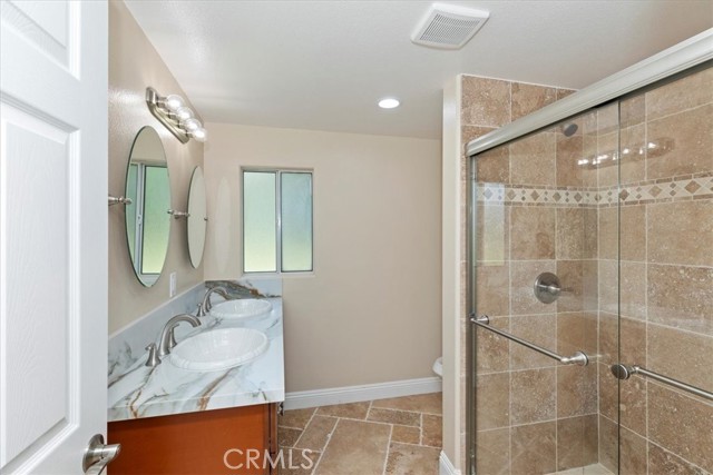 1730 Sunny knoll, Fullerton CA: https://media.crmls.org/medias/96ad01f2-c263-43f9-a90f-89df6cc018e4.jpg