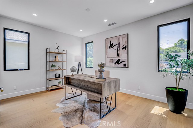 4609 Paseo De Las Tortugas, Torrance CA: https://media.crmls.org/medias/96ad0796-fab2-49a7-b030-3d7dcd3a2399.jpg