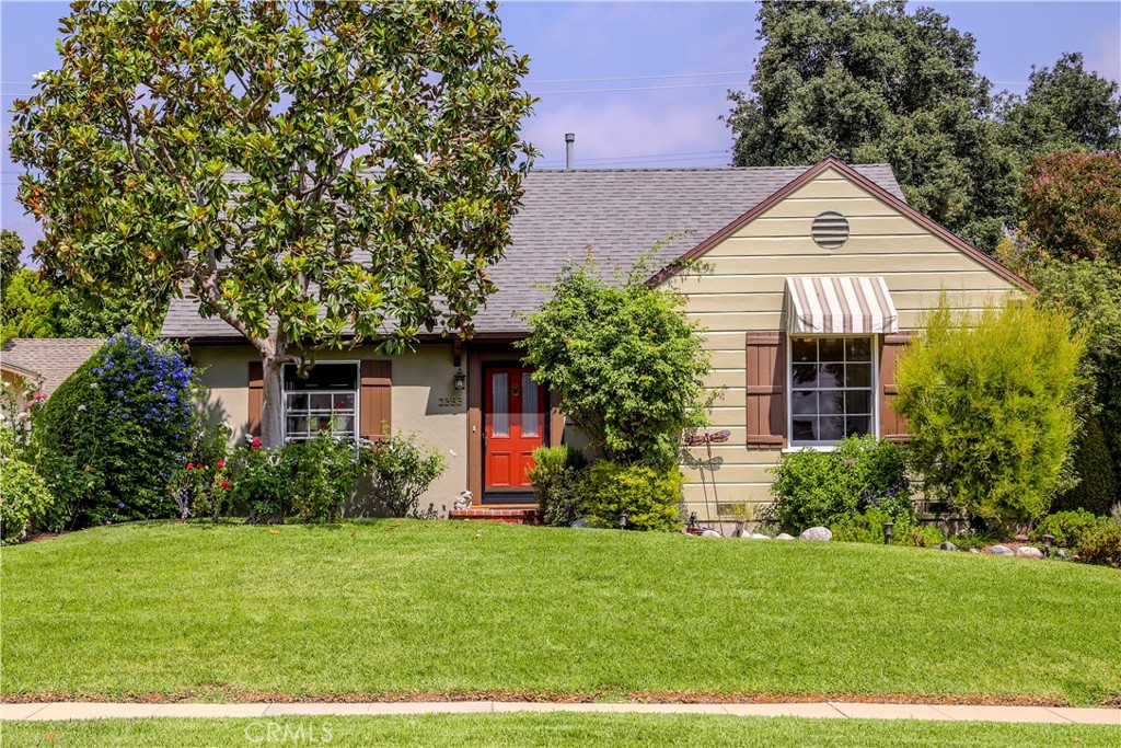 2353 Loma Vista
