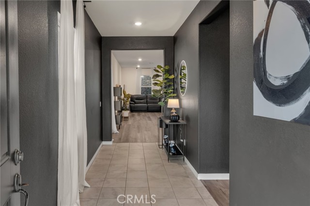 Detail Gallery Image 9 of 69 For 20898 Mountain Gate, Riverside,  CA 92507 - 4 Beds | 2 Baths