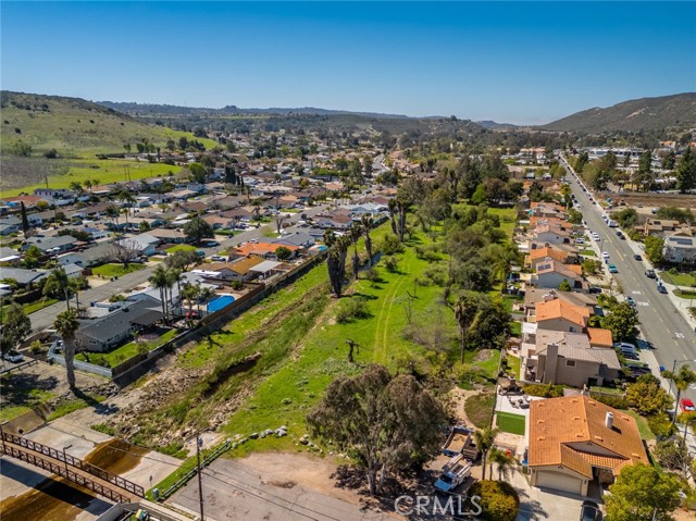 Image 16 of 55 For 1 Carriage Road