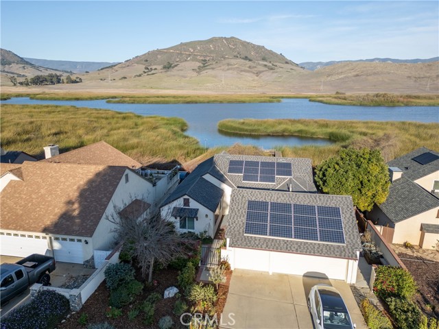 Detail Gallery Image 2 of 30 For 1044 Vista De Los Collados, San Luis Obispo,  CA 93405 - 4 Beds | 2 Baths