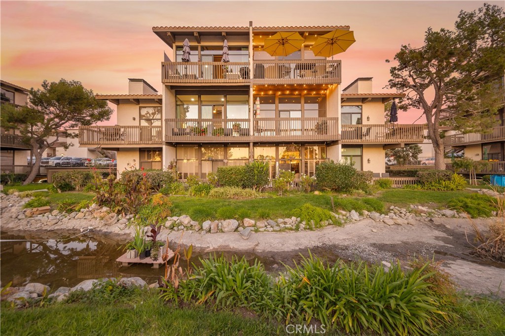 5322 Marina Pacifica Drive S