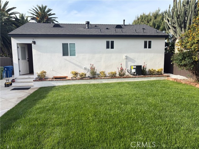 Detail Gallery Image 4 of 5 For 2460 Stoner Avenue, Los Angeles,  CA 90064 - – Beds | – Baths