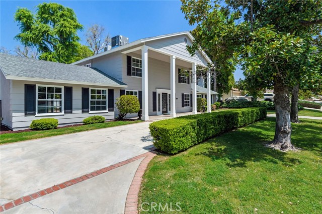 Detail Gallery Image 3 of 53 For 125 Anita Ct, Redlands,  CA 92373 - 4 Beds | 2/1 Baths